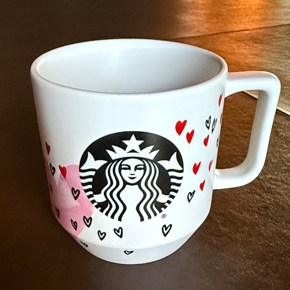 2016 Starbucks Valentines Mug